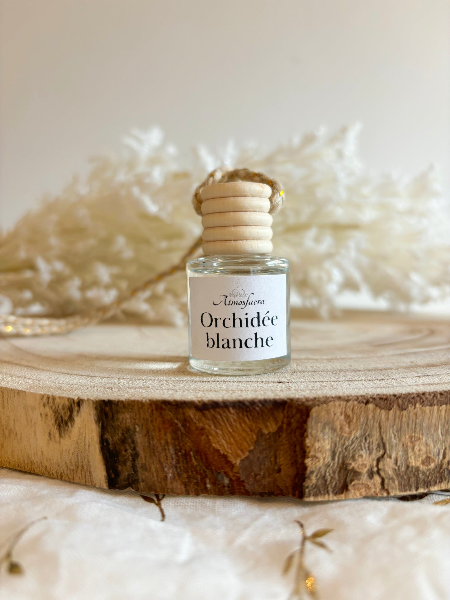 Diffuseur de parfum pour voiture orchidée blanche